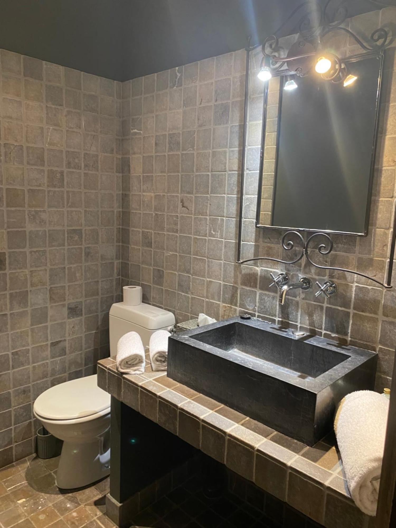 Hotel De La Tour Châtillon-sur-Chalaronne Dış mekan fotoğraf
